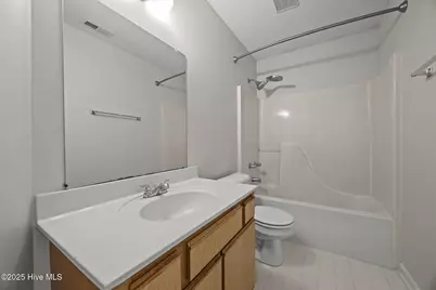614 S Hampton Drive, Jacksonville, NC 28546 - Photo 11