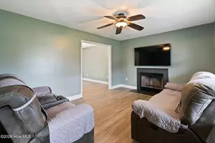 145 Lawndale Ln, Sneads Ferry, NC 28460 - Photo 9