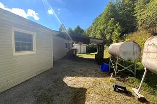 131 Patterson Ln, Andrews, NC 28901 - Photo 29