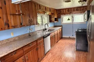 307 Dobbs St, Hertford, NC 27944 - Photo 7