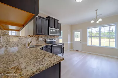 107 Sparrow Point Lane, Jacksonville, NC 28540 - Photo 15