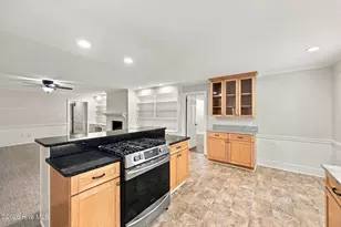 221 York Rd, Greenville, NC 27858 - Photo 17