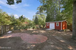 221 York Rd, Greenville, NC 27858 - Photo 43