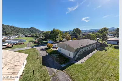 140 Ford Street, Robbinsville, NC 28771 - Photo 11