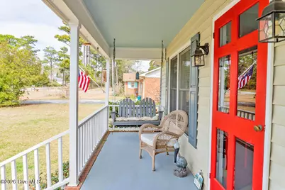 915 Sunset Boulevard, Newport, NC 28570 - Photo 5