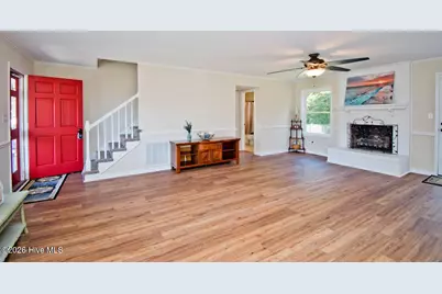 915 Sunset Boulevard, Newport, NC 28570 - Photo 9