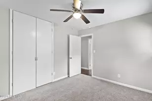 4106 Knollwood Dr, Fayetteville, NC 28304 - Photo 15