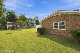 205 Brookfield Dr, Wilmington, NC 28405 - Photo 7