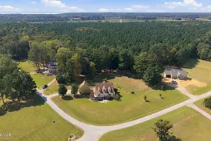 1052 N Creek Dr, Belhaven, NC 27810 - Photo 7