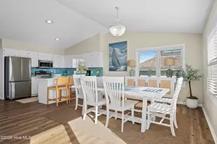 1004 Ocean Dr, Emerald Isle, NC 28594 - Photo 9