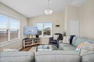 1004 Ocean Dr, Emerald Isle, NC 28594 - Photo 11