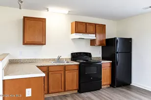 609 N 8th St, Wilmington, NC 28401 - Photo 3