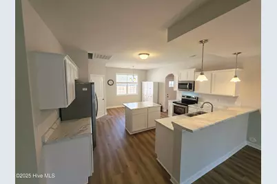 1106 Carteret Manor Drive, Jacksonville, NC 28546 - Photo 11