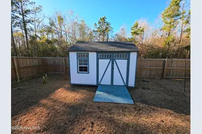 1106 Carteret Manor Drive, Jacksonville, NC 28546 - Photo 33