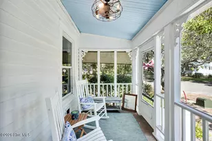 319 Clarendon Ave, Southport, NC 28461 - Photo 5