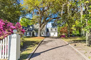 2901 Oleander Dr, Wilmington, NC 28403 - Photo 1
