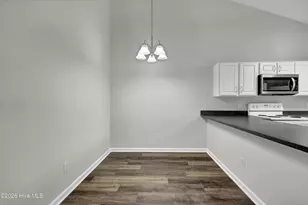 210 Hibiscus Way, Wilmington, NC 28412 - Photo 7