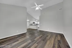 210 Hibiscus Way, Wilmington, NC 28412 - Photo 11