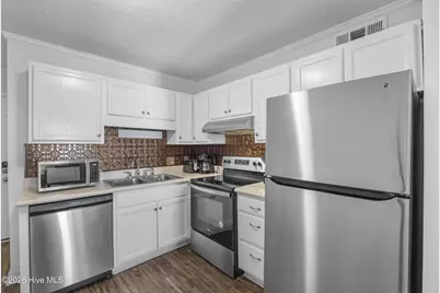 1404 Canal Drive #Apt 20, Carolina Beach, NC 28428 - Photo 7