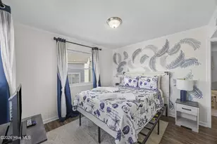 1404 Canal Dr, Carolina Beach, NC 28428 - Photo 15