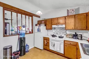 233 Easy St, Jacksonville, NC 28546 - Photo 7