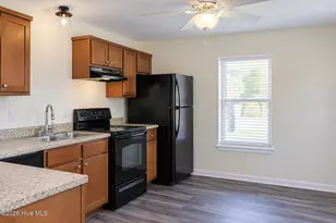 609 N 8th St, Wilmington, NC 28401 - Photo 3