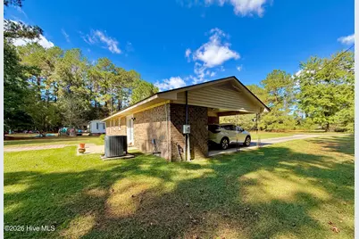 1718 Freedom Drive, Kinston, NC 28501 - Photo 5
