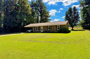 1718 Freedom Dr, Kinston, NC 28501 - Photo 3
