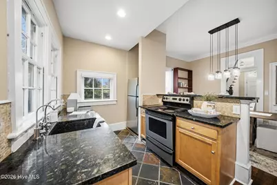 106 Castle Street, Wilmington, NC 28401 - Photo 21