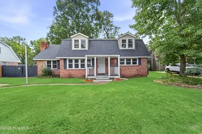 104 King Richard Court, Jacksonville, NC 28546 - Photo 1