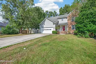 211 Bishops Gate, Jacksonville, NC 28540 - Photo 3