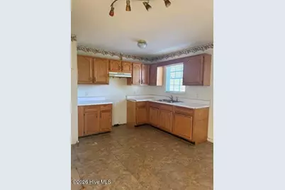1213 Brentwood Drive, Kinston, NC 28501 - Photo 5