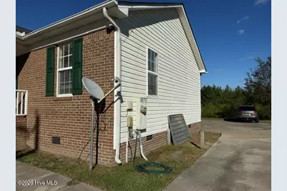 1213 Brentwood Drive, Kinston, NC 28501 - Photo 3