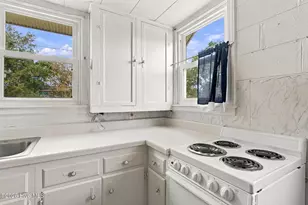 202 S 4th Ave, Kure Beach, NC 28449 - Photo 15