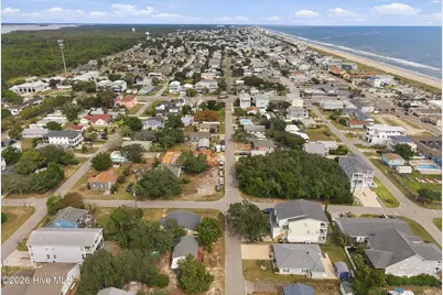 202 S Fourth Avenue, Kure Beach, NC 28449 - Photo 9