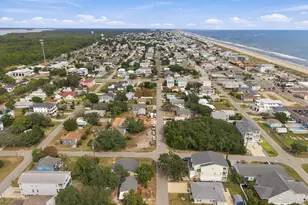 202 S 4th Ave, Kure Beach, NC 28449 - Photo 9