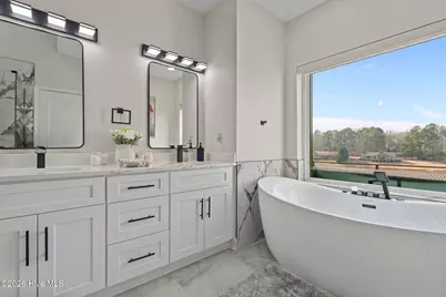 704 Russell Street, Sanford, NC 27330 - Photo 11