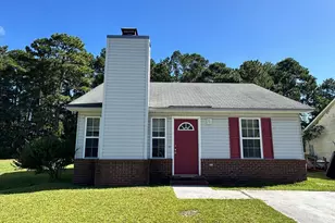 204 Live Oak Ct, Piney Green, NC 28544 - Photo 1