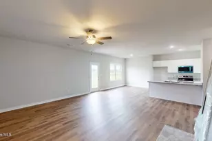105 Berkeley Pl, Pikeville, NC 27863 - Photo 13