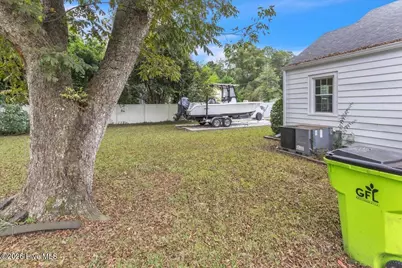 812 Fort Totten Drive, New Bern, NC 28560 - Photo 33