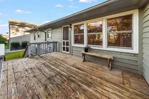 303 Midyette St, Oriental, NC 28571 - Photo 25