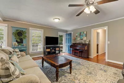 2464 English Squire Drive, Kinston, NC 28504 - Photo 7