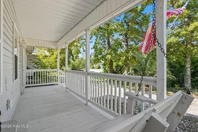 124 N Middleton Avenue, Oak Island, NC 28465 - Photo 3