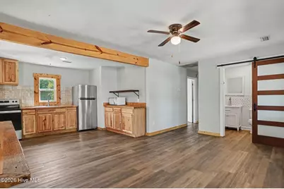 124 N Middleton Avenue, Oak Island, NC 28465 - Photo 11