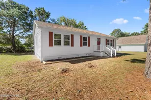 114 Ravenall St, Sneads Ferry, NC 28460 - Photo 3