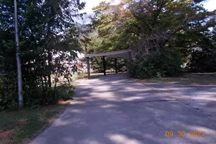 805 Sycamore Ave, Kinston, NC 28504 - Photo 3