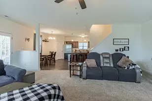621 Drummond Grove Ln, Jacksonville, NC 28546 - Photo 9