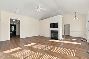 1112 Porters Ridge Dr, Greenville, NC 27858 - Photo 17
