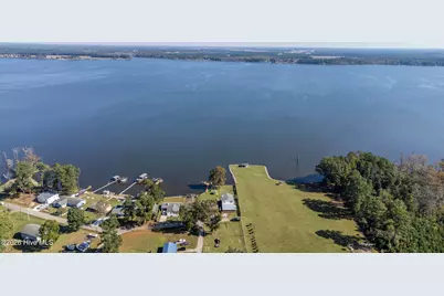 102 Shore Drive, Hertford, NC 27944 - Photo 31