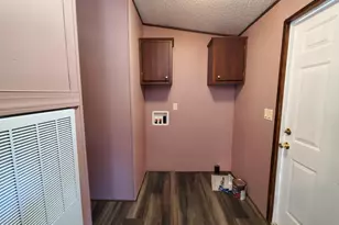 300 Horace Ward Ave, Windsor, NC 27983 - Photo 13